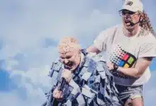 Windows 95 man on stage