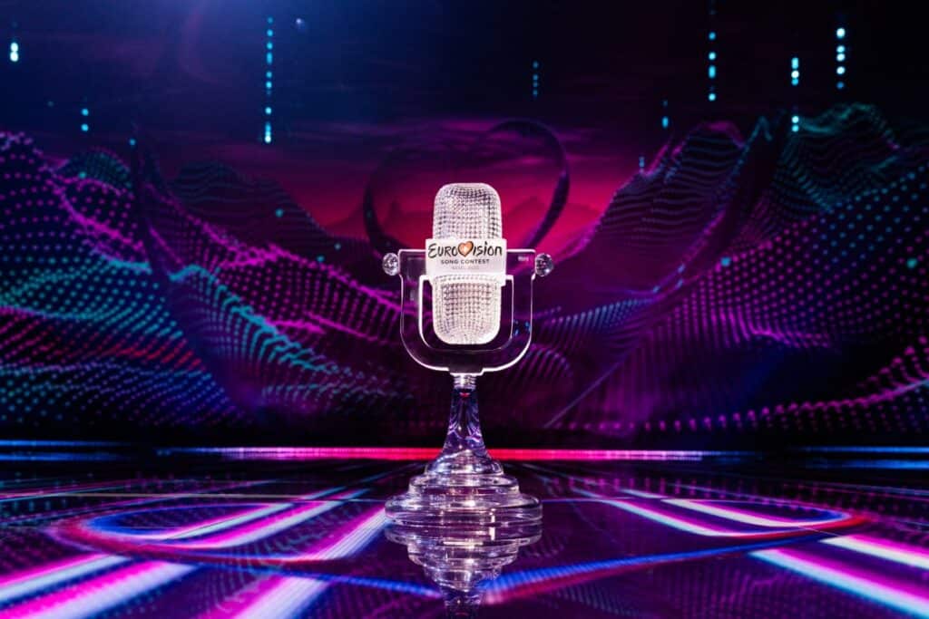 Trophée Eurovision 2025- Crédit photo Corinne Cumming / EBU