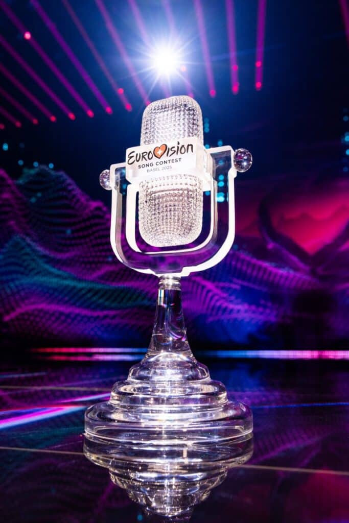 Trophée Eurovision 2025- Crédit photo Corinne Cumming / EBU