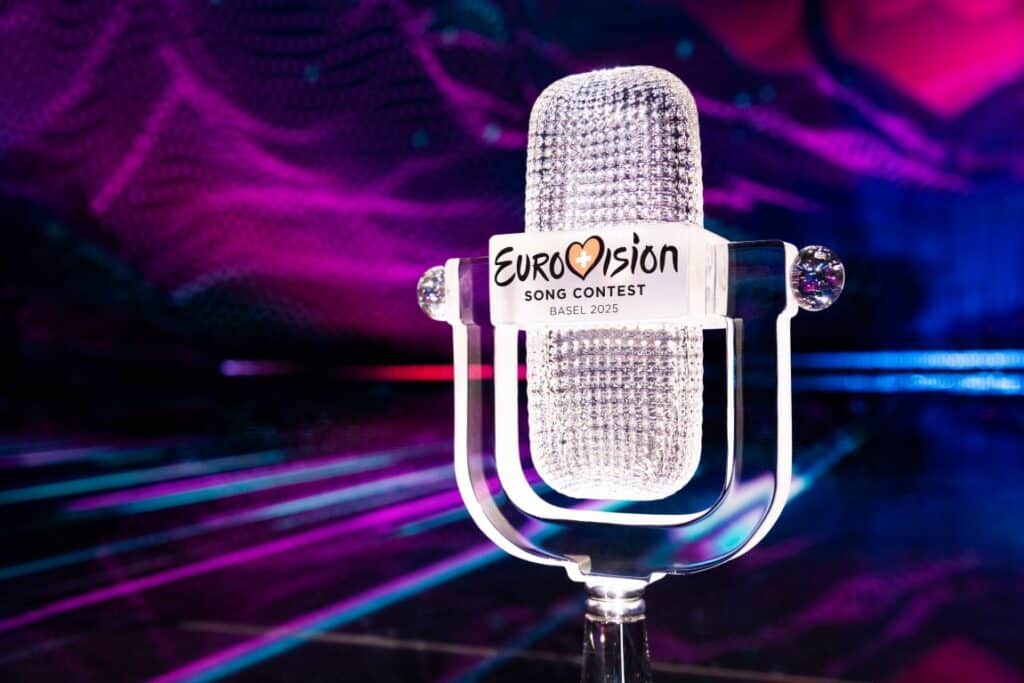 Trophée Eurovision 2025- Crédit photo Corinne Cumming / EBU