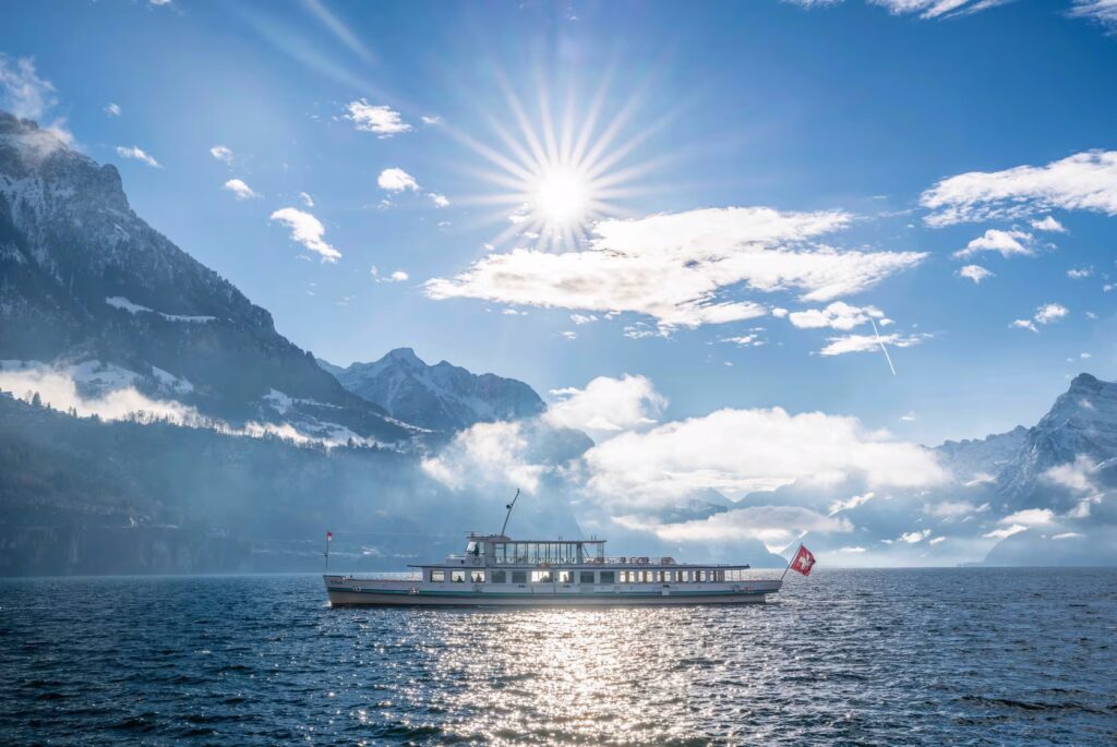 Que faire à Bâle entre deux shows Eurovision ? Le guide ultime de l'Eurofan ! 5 Lac des 4 cantons, Lucerne - myswitzerland.com